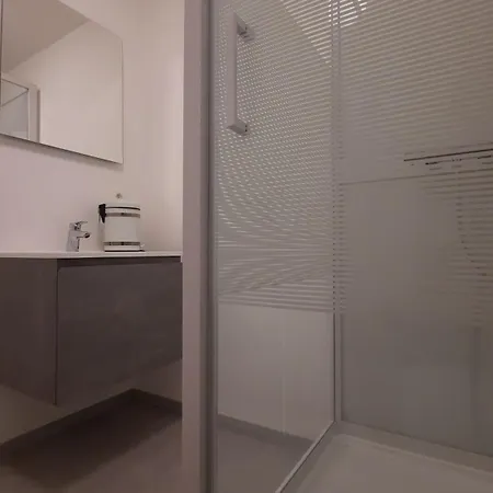 D'hote, La Rouge Λιέγη